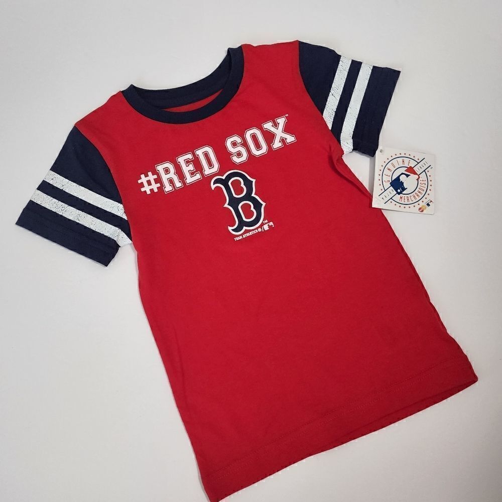 MLB Boston Red Sox Girls' Scoop Neck Yolk T-Shirt XS, S, M, XL